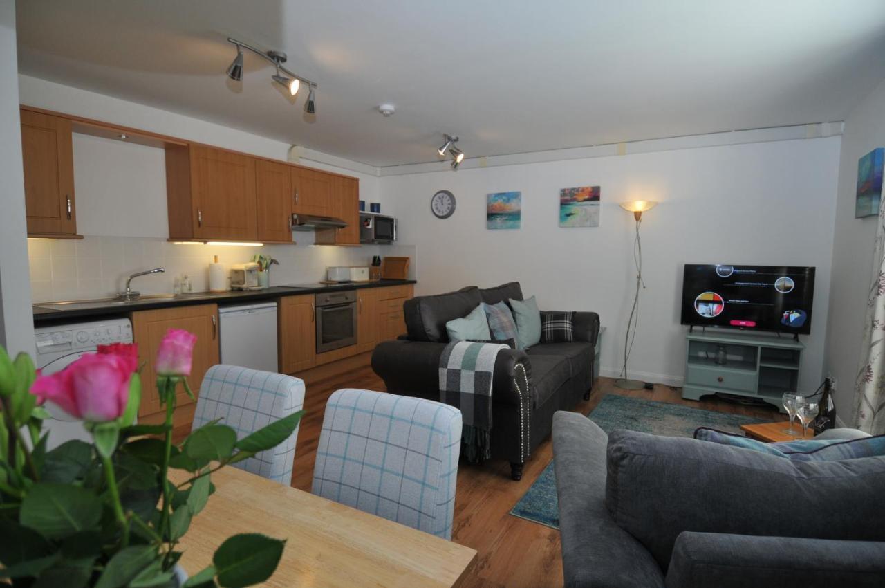 Apartment No5 Esplanade Court, Town Centre