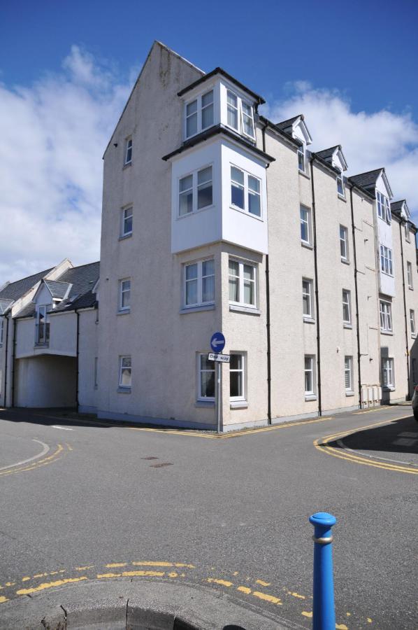 No5 Esplanade Court, Town Centre * Stornoway (Isle of Lewis)